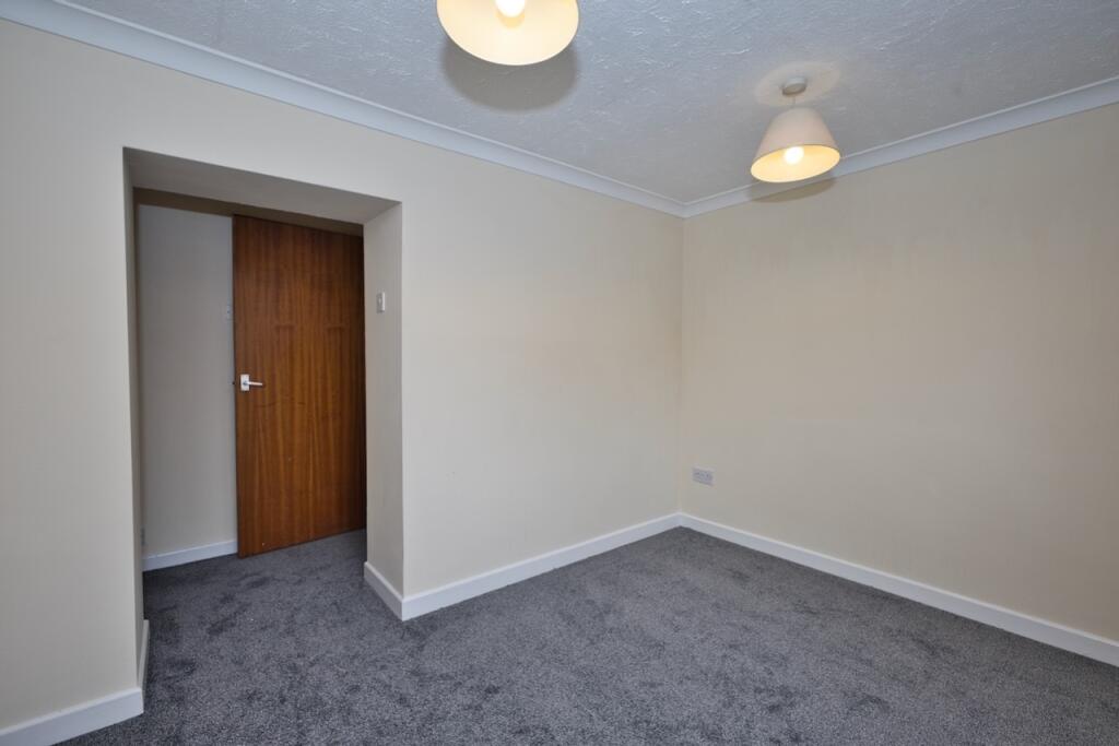 Additional image 14 of West End, Street