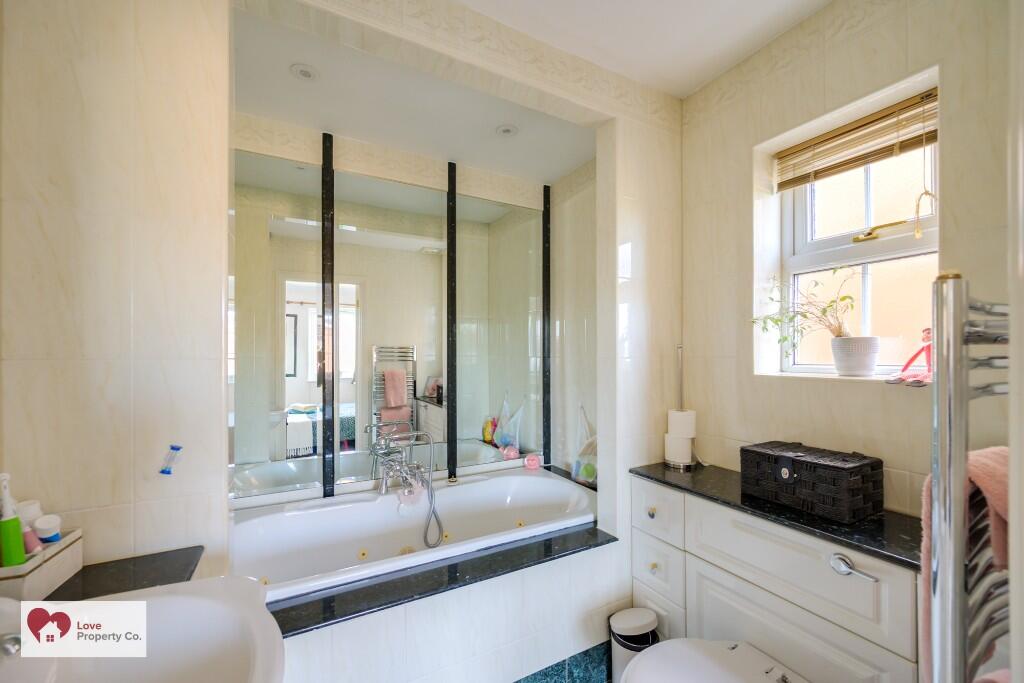 Additional image 17 of Landor Road, Knowle, B93 9HZ