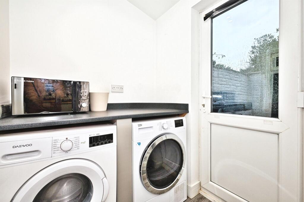 Additional image 6 of Huish, YEOVIL