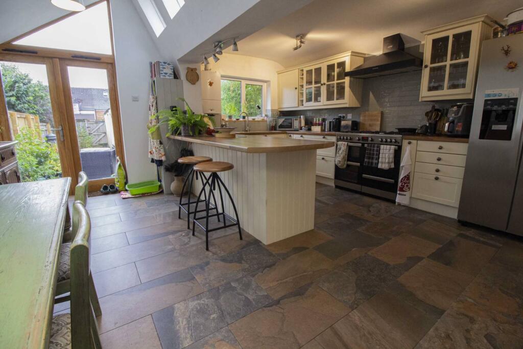 Additional image 10 of Avenue Road, Frome