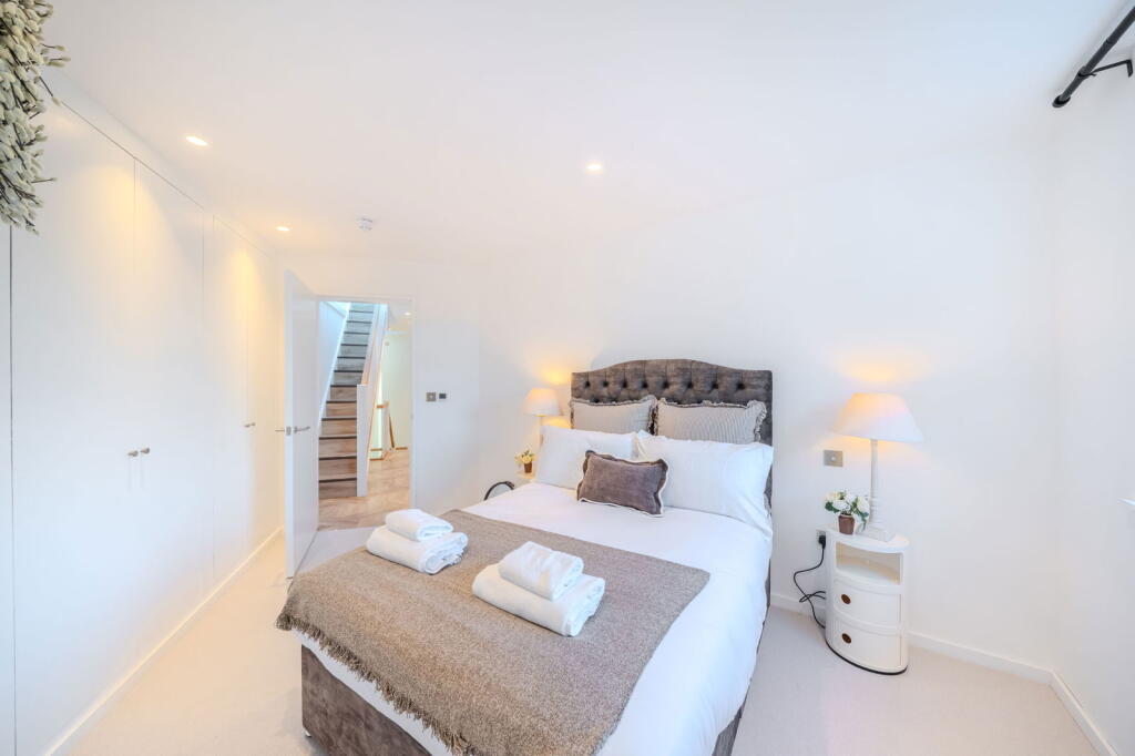 Additional image 17 of St James' Passage, Bath, BA1 1QS