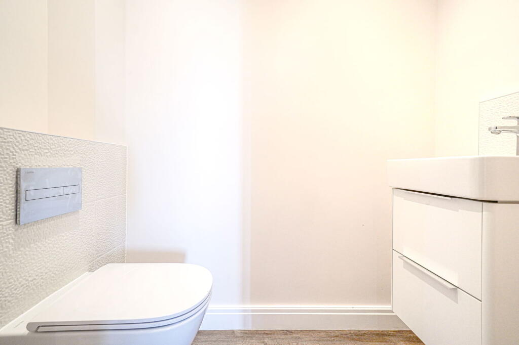 Additional image 10 of The Aspen, Plot 4 Mayfield Farm, Henley-In-Arden