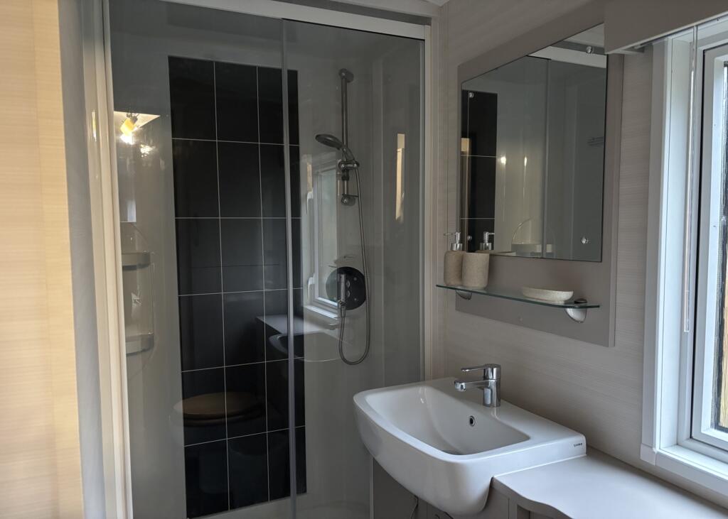 Additional image 7 of Carnaby Stamford, Brokerswood Holiday Park, Westbury, Longleat , Wiltshire, BA13 4EH