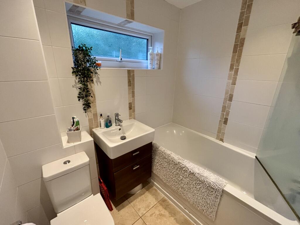 Additional image 9 of Old Crest Avenue, REDDITCH