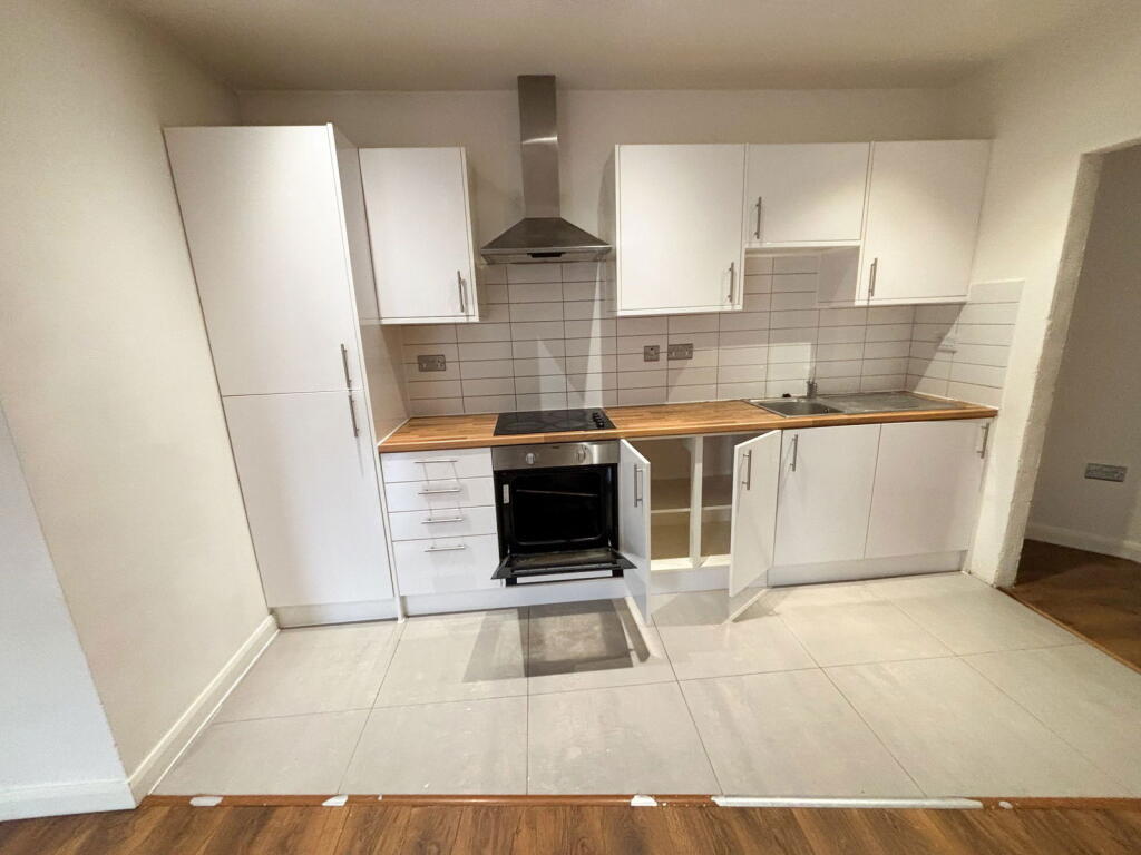 Additional image 3 of 38 Threadneedle House, Alcester Street, Redditch, B98 8BA