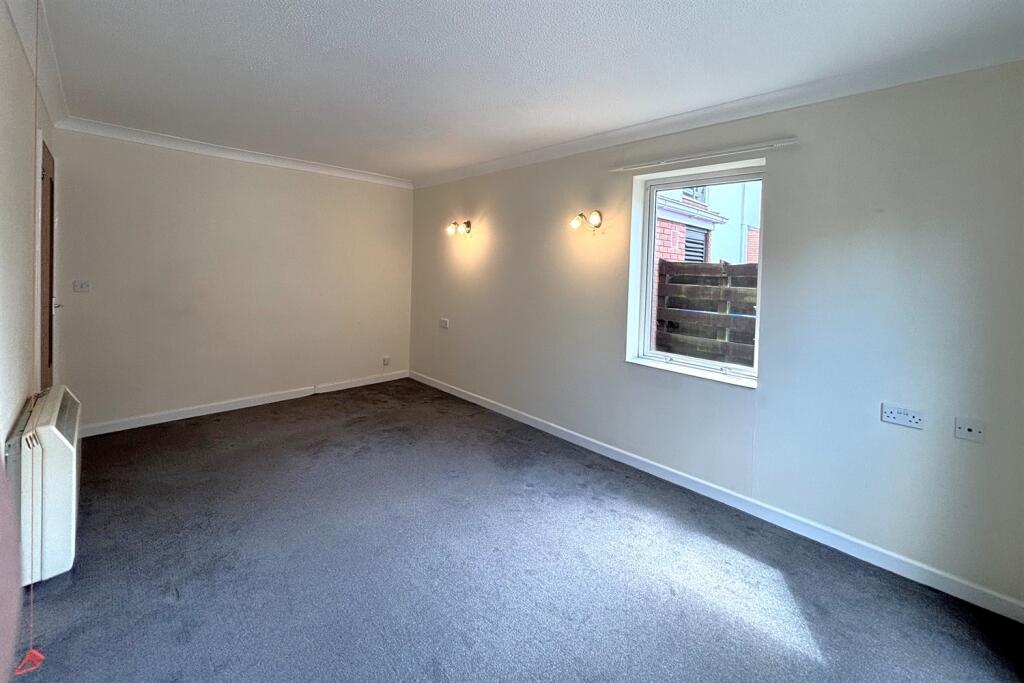 Additional image 4 of Homeville House, Hendford, Yeovil, BA20