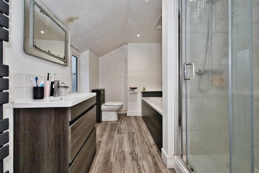 Additional image 16 of Huish, YEOVIL