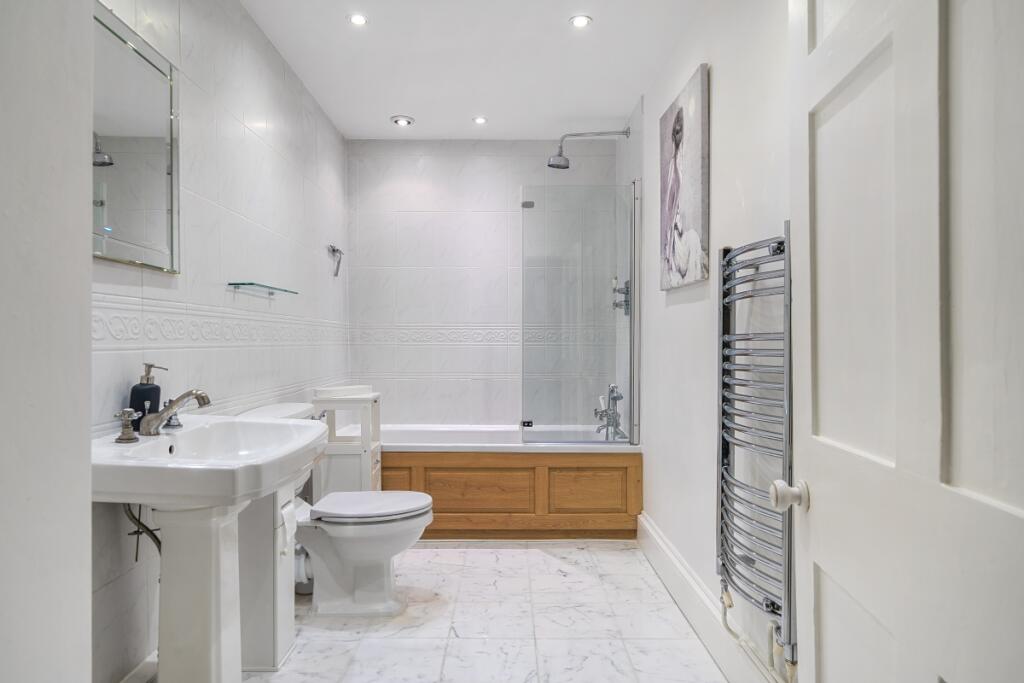 Additional image 8 of Great Pulteney Street Bath BA2