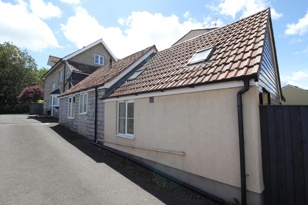 Additional image 17 of Hindhayes Lane, Street