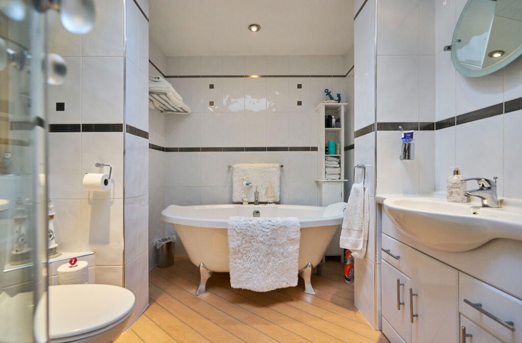 Additional image 15 of Chadwick Manor Warwick Road, Knowle, Solihull, B93 0AT