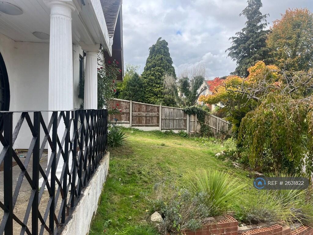 Additional image 23 of The Mayfields, Redditch, B98
