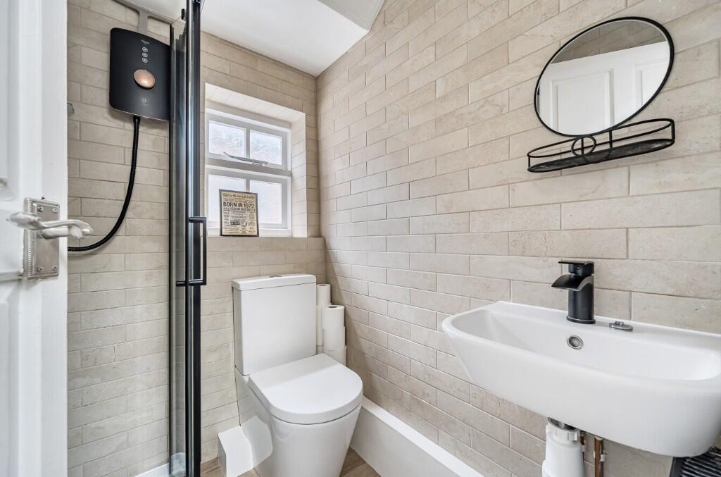 Additional image 11 of 9 High Street, Bruton, BA10 0AB (Incorporating 3 Higher Backway, Bruton, BA10 0DW)