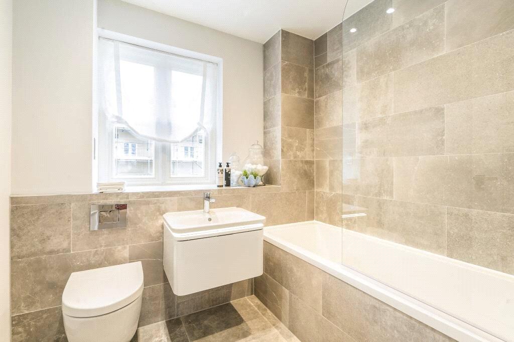 Additional image 13 of House 182 Bridgetower Drive, Holburne Park, Warminster Road, Bath, BA2