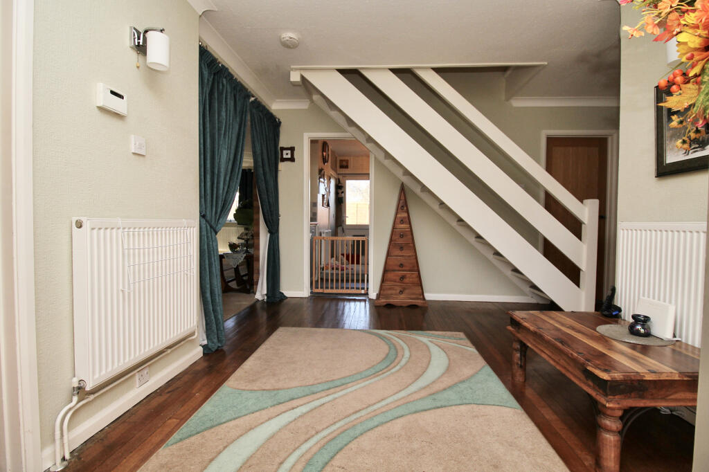 Additional image 15 of Oriel Road, Street