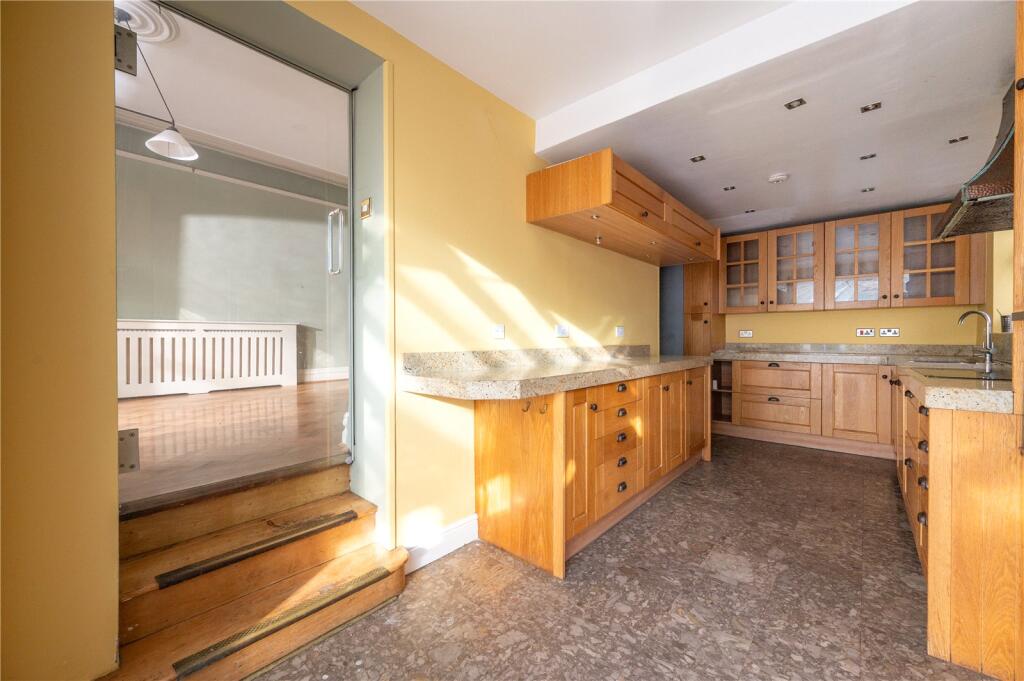 Additional image 10 of London Road, St. Albans, Hertfordshire