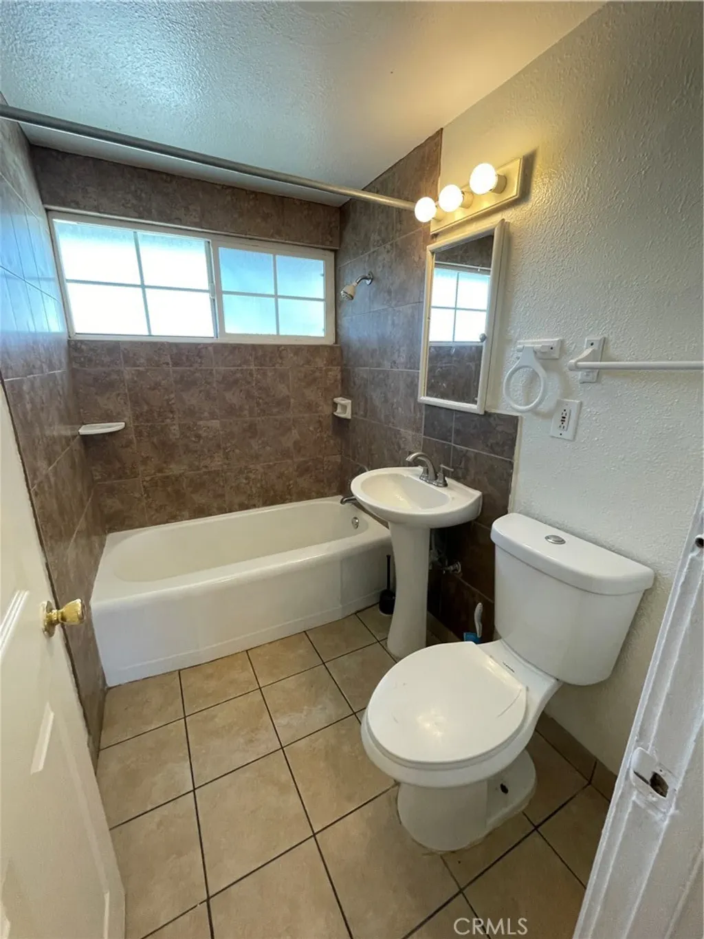 Additional image 21 of 2010 W Lumber St, Lancaster, CA 93536