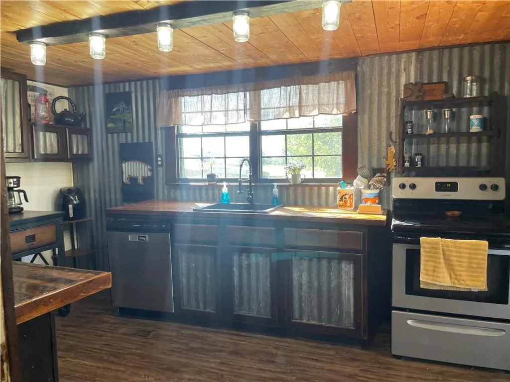 Additional image 8 of 13 Lakeridge Road, Seale, AL 36875