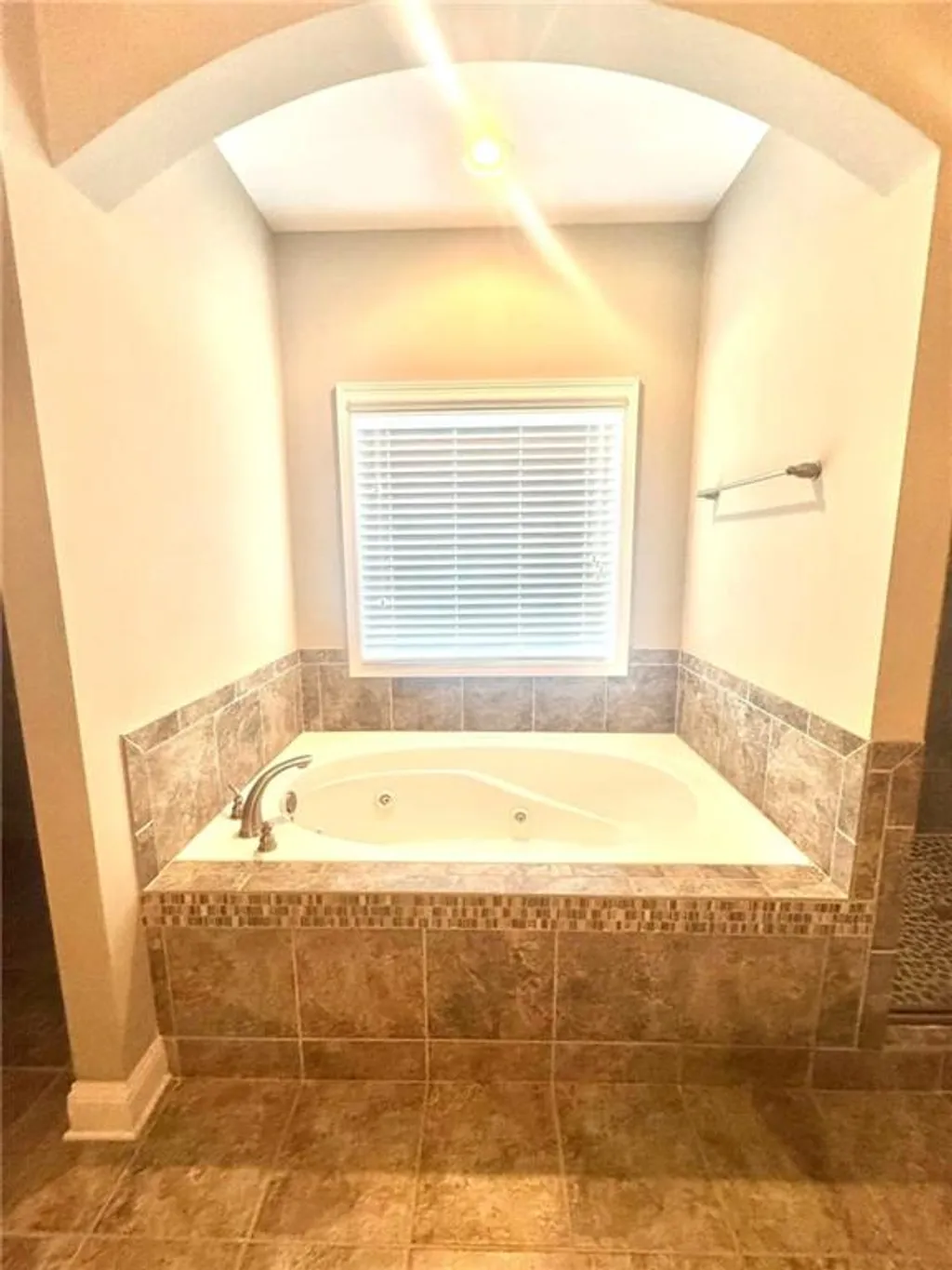 Additional image 17 of 41 Tree Top Hill, Smiths Station, AL 36877