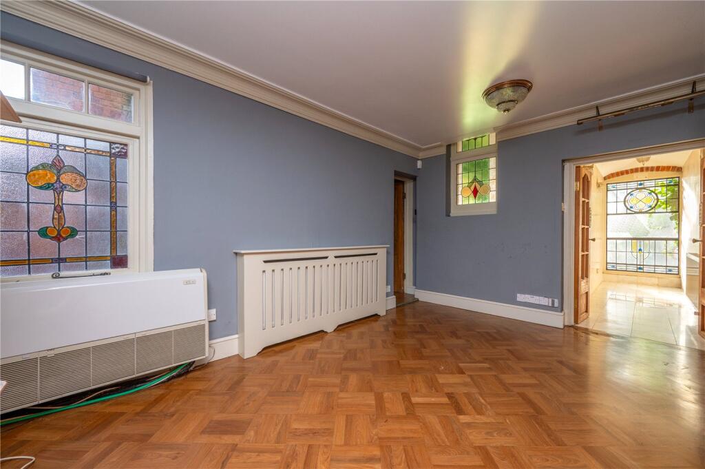 Additional image 5 of London Road, St. Albans, Hertfordshire