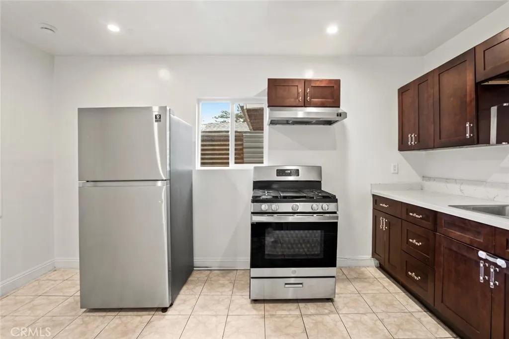 Additional image 10 of 13202 S Penrose Ave, Compton, CA 90222