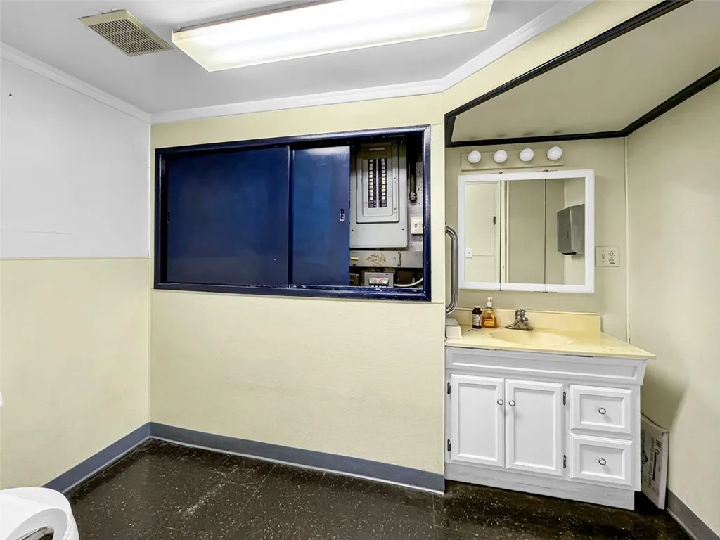 Additional image 42 of 920 S Atlantic Blvd, Los Angeles, CA 90022