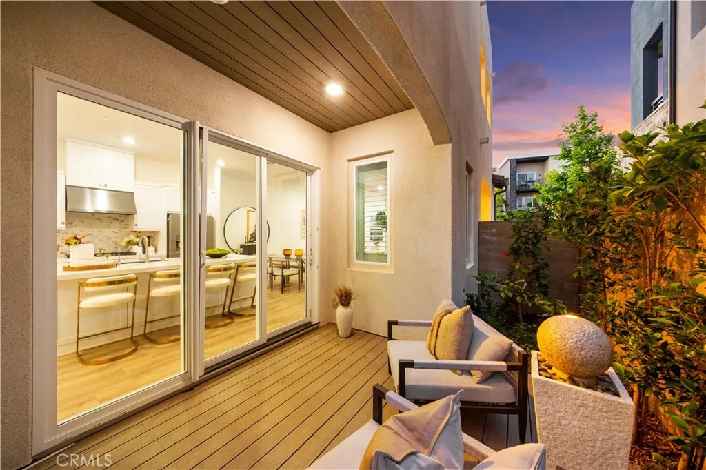 Additional image 15 of 102 culture, Irvine, CA 92618