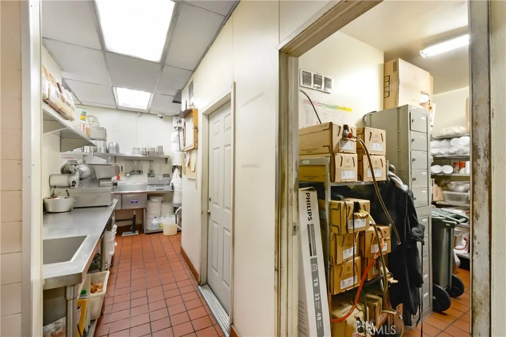 Additional image 48 of 142 N Mountain Avenue, Ontario, CA 91762