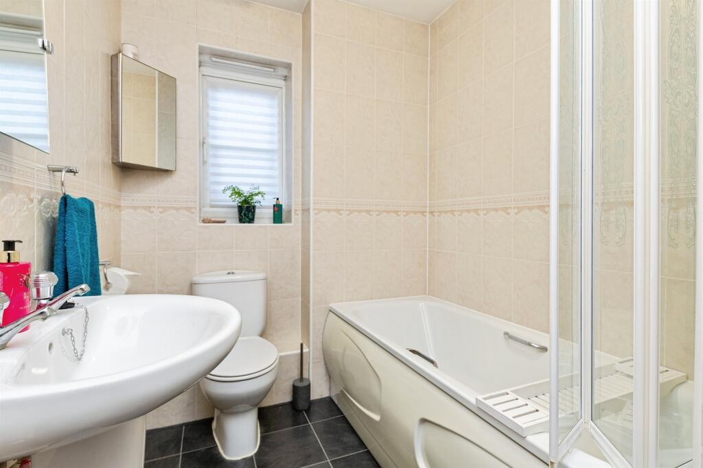 Additional image 10 of Bluebell Way, Hatfield