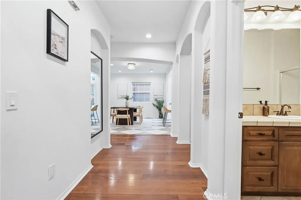 Additional image 47 of 9022 S Calvin Way, Inglewood, CA 90305