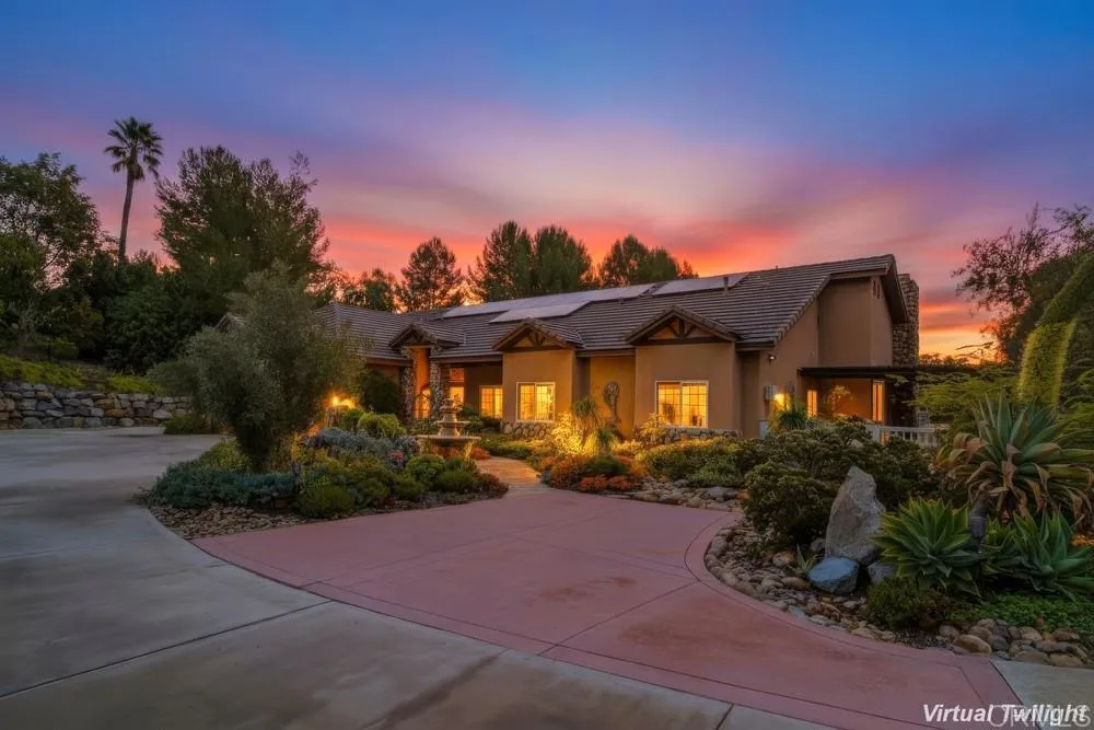 Additional image 71 of 10044 Silver Creek Ln, El Cajon, CA 92021