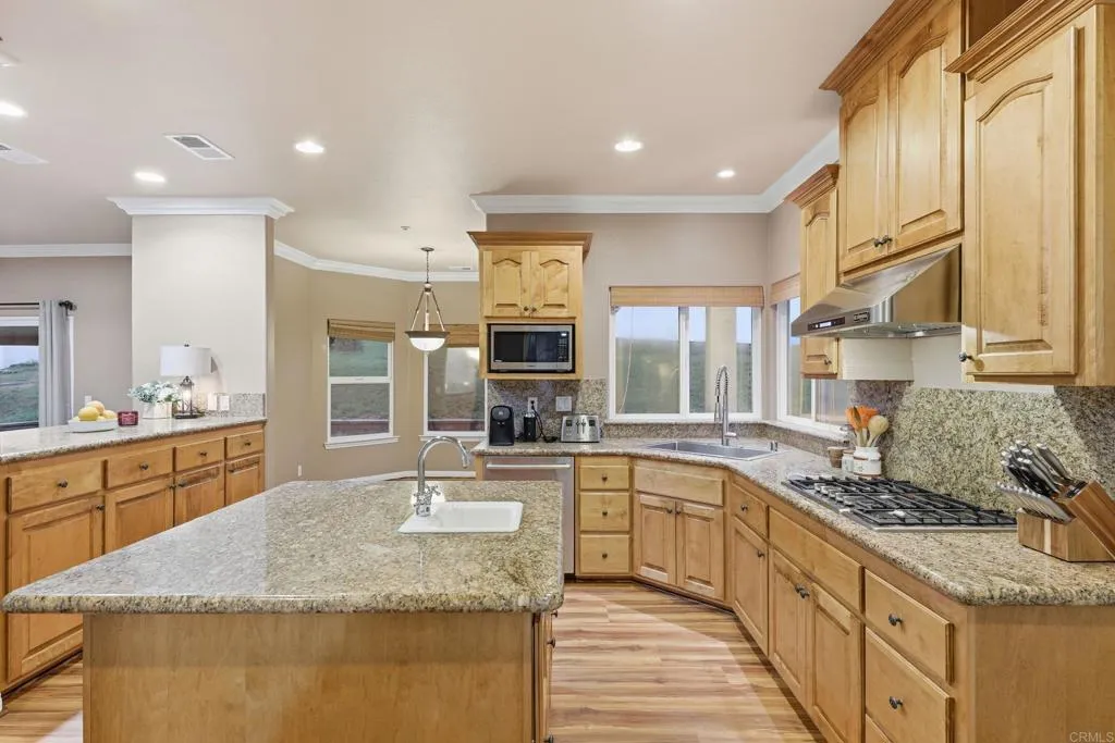 Additional image 16 of 941 Morro Road, Fallbrook, CA 92028