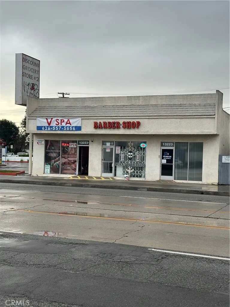 Additional image 9 of 13223 Paramount Boulevard, South Gate, CA 90280