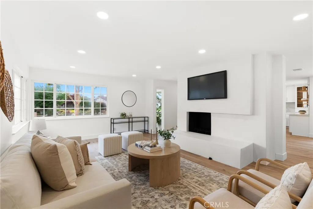 Additional image 41 of 2943 Baker Street, Costa Mesa, CA 92626