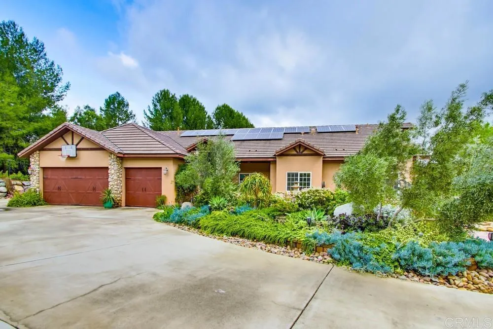 Additional image 72 of 10044 Silver Creek Ln, El Cajon, CA 92021