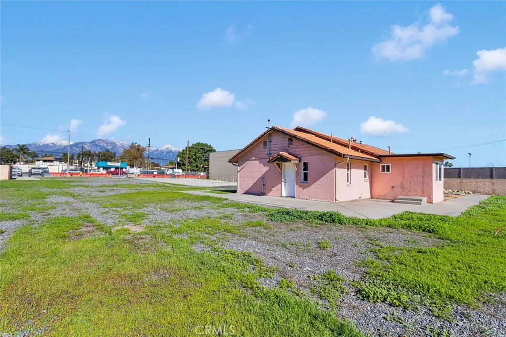 Additional image 88 of 943 W Holt Boulevard, Ontario, CA 91762