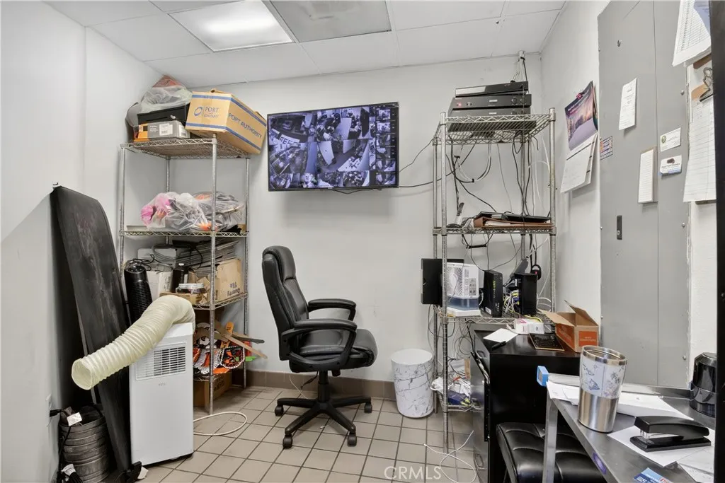 Additional image 106 of 2363 California Avenue Unit 105, Corona, CA 92881