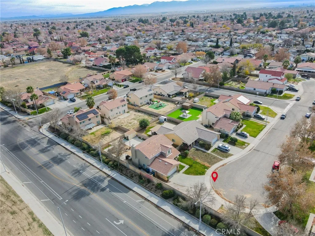 Additional image 40 of 43956 Gillan Avenue, Lancaster, CA 93535