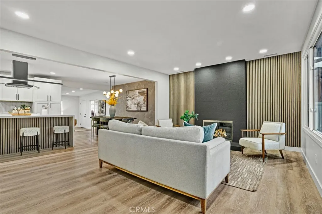 Additional image 5 of 4011 Hatton St, San Diego, CA 92111