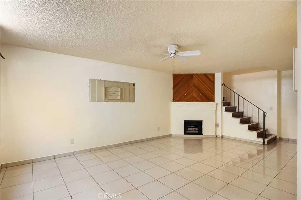 Additional image 9 of 14265 Terra Bella Street Unit 40, Panorama City, CA 91402