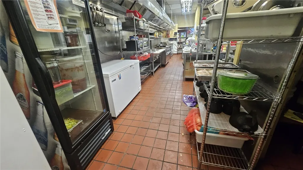 Additional image 32 of 6106 Lake Isabella Boulevard, Lake Isabella, CA 93240