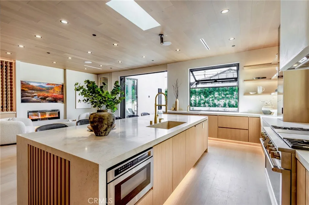 Additional image 8 of 5205 Etiwanda, Tarzana, CA 91356