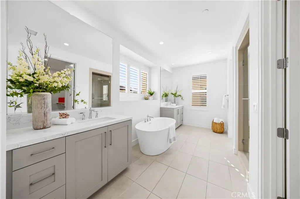 Additional image 77 of 106 Albero, Irvine, CA 92602