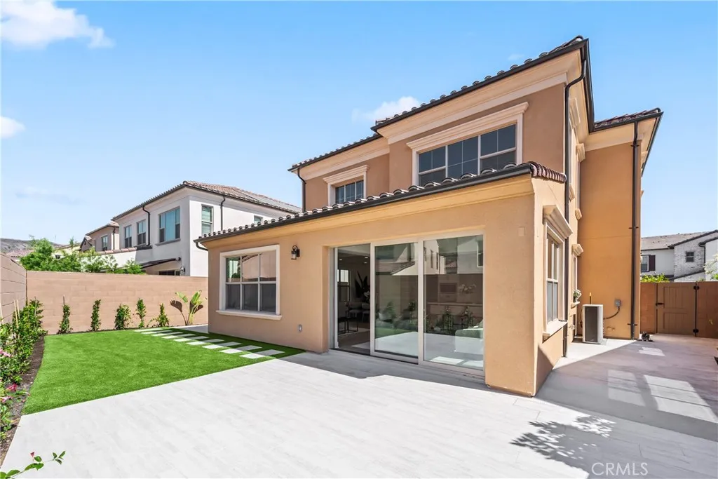 Additional image 40 of 173 Somera, Irvine, CA 92602