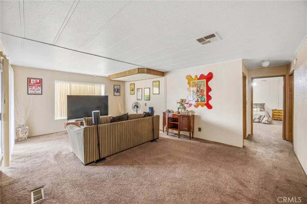 Additional image 18 of 929 E Foothill Boulevard Unit 15, Upland, CA 91786