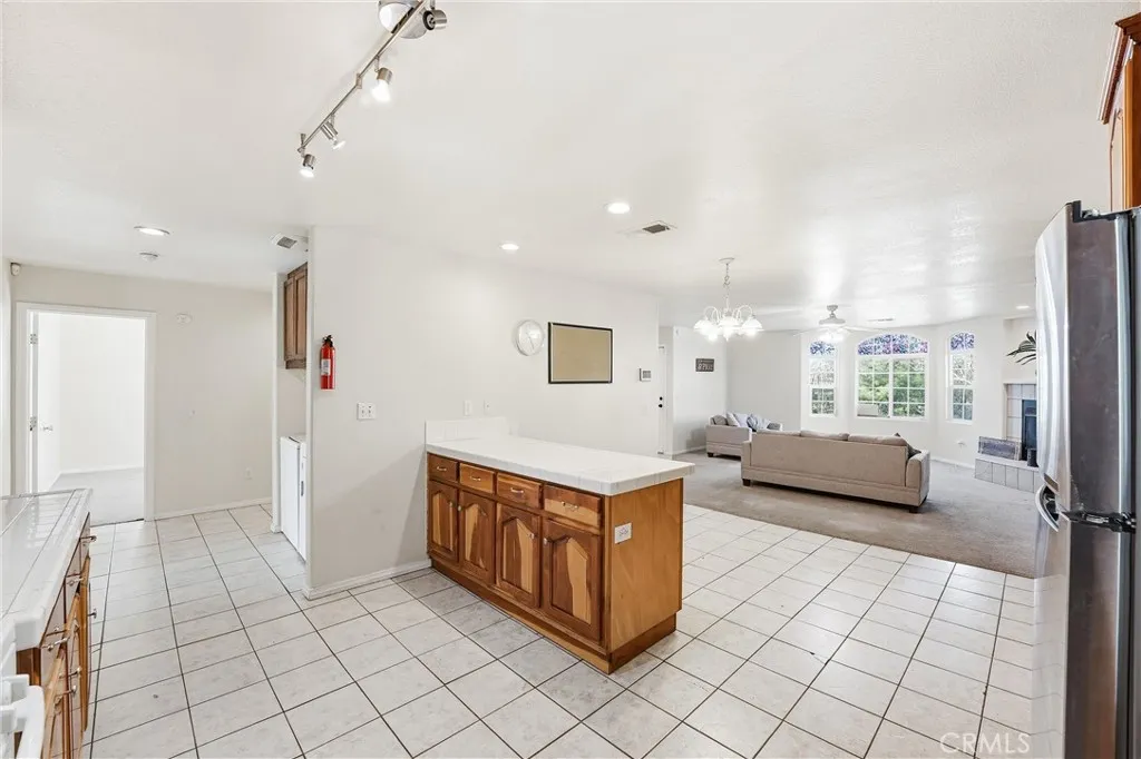 Additional image 46 of 38056 90th St E, Littlerock, CA 93543