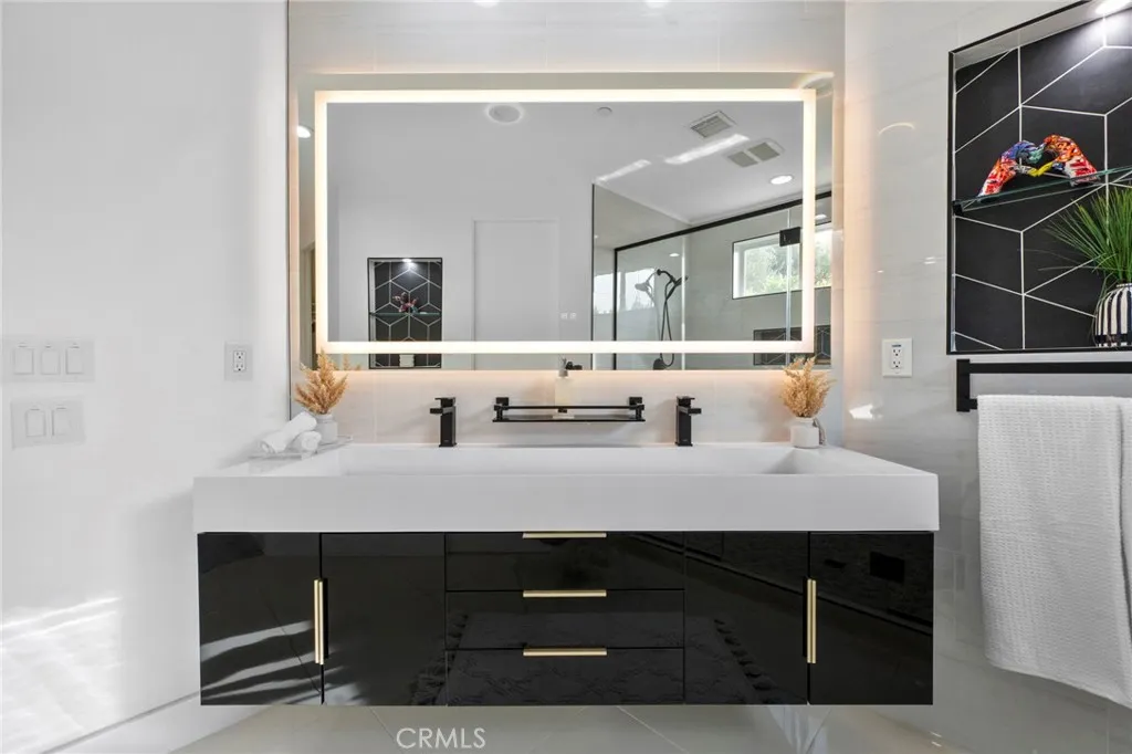 Additional image 32 of 2461 N Junipero Avenue, Palm Springs, CA 92262