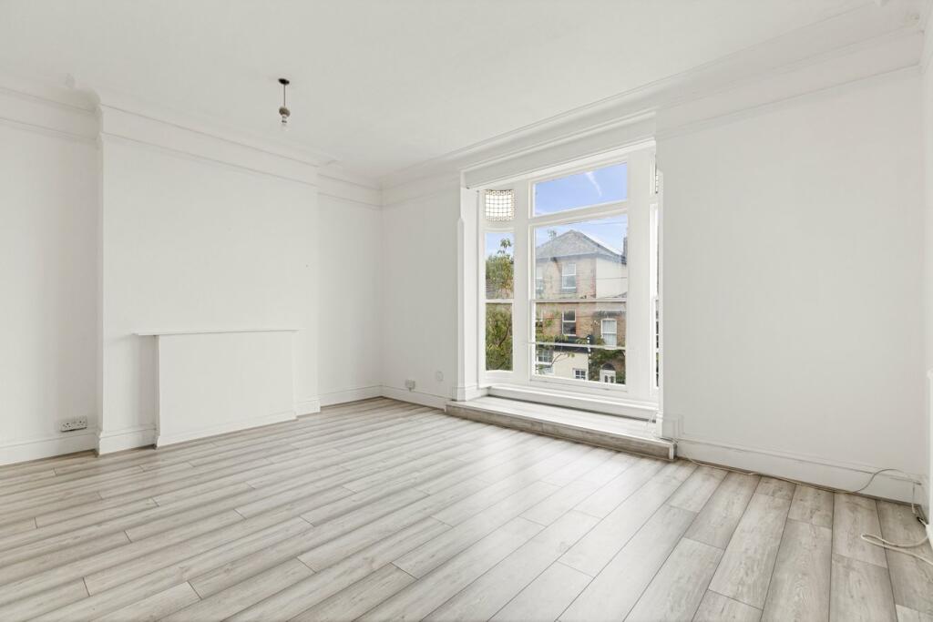 Additional image 3 of Cherry Tree Avenue, Dover, CT16