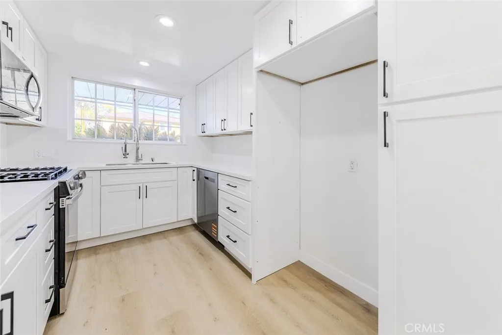 Additional image 65 of 19314 Valerio, Reseda, CA 91335