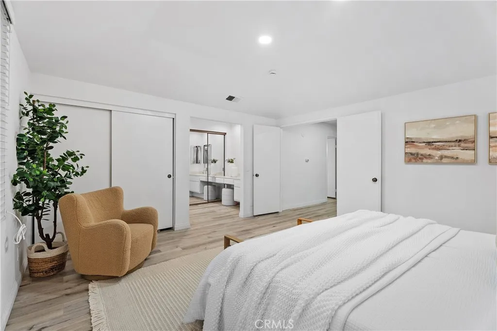 Additional image 21 of 16 E Yale Loop #28, Irvine, CA 92604