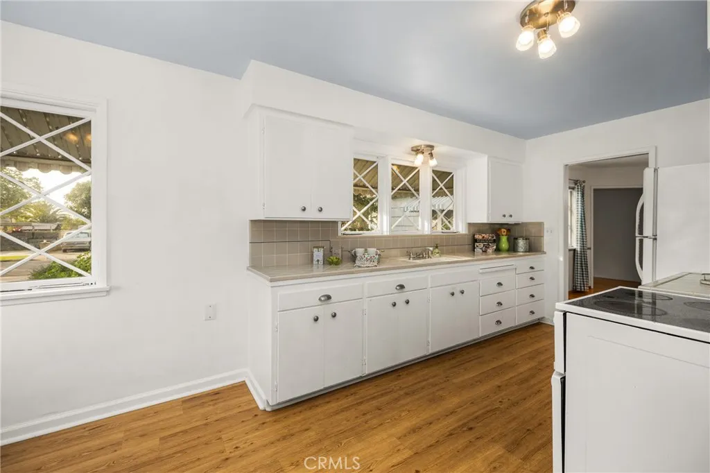 Additional image 13 of 527 N Park Lane, Orange, CA 92867